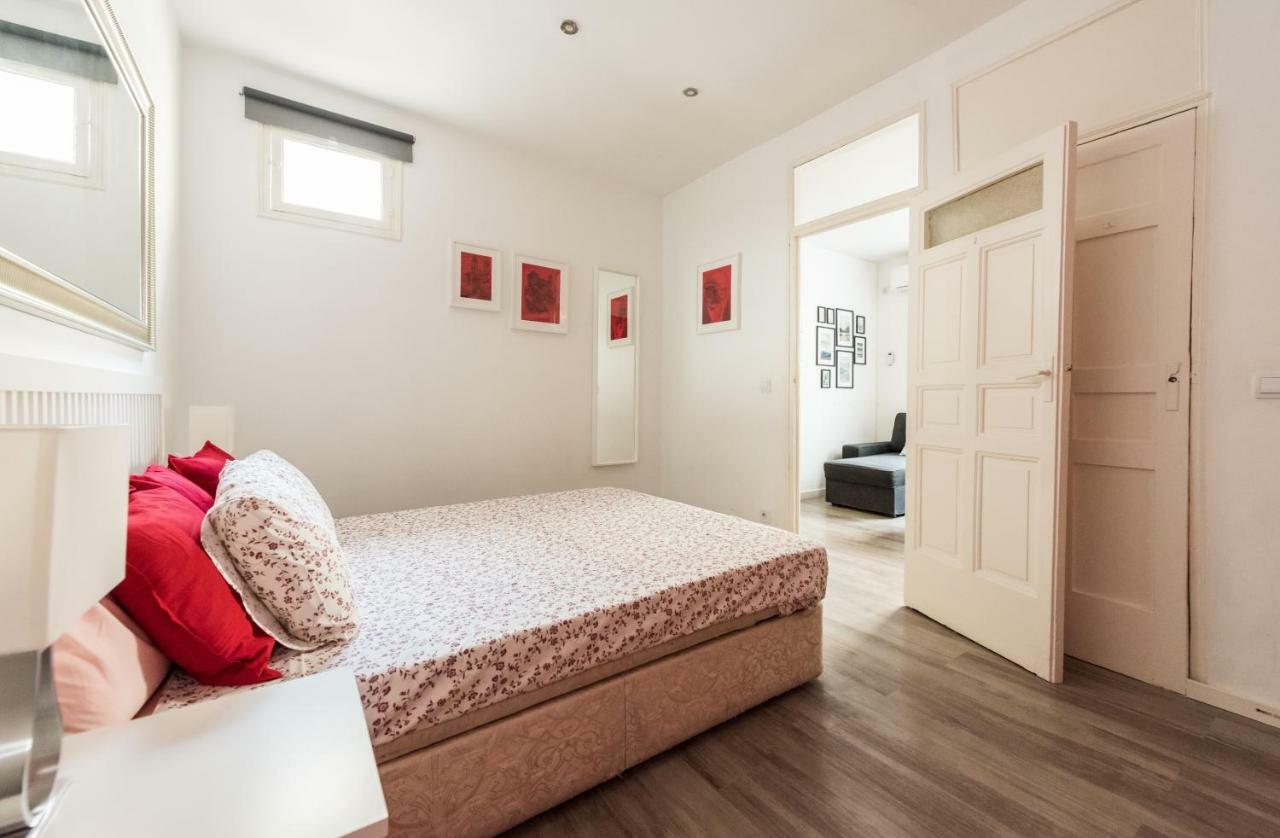 Apartamento En Sol, Madrid Centro Apartment Luaran gambar