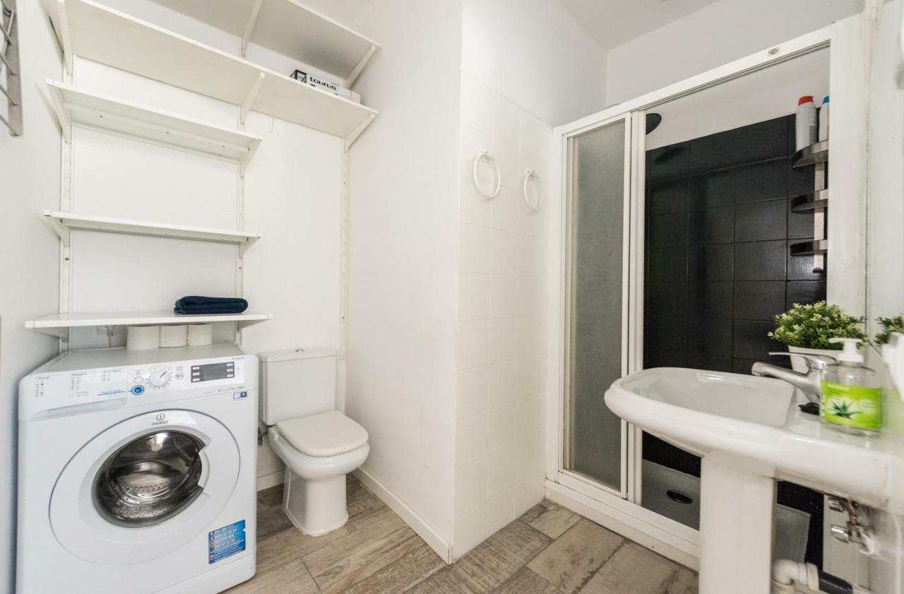 Apartamento En Sol, Madrid Centro Apartment Luaran gambar